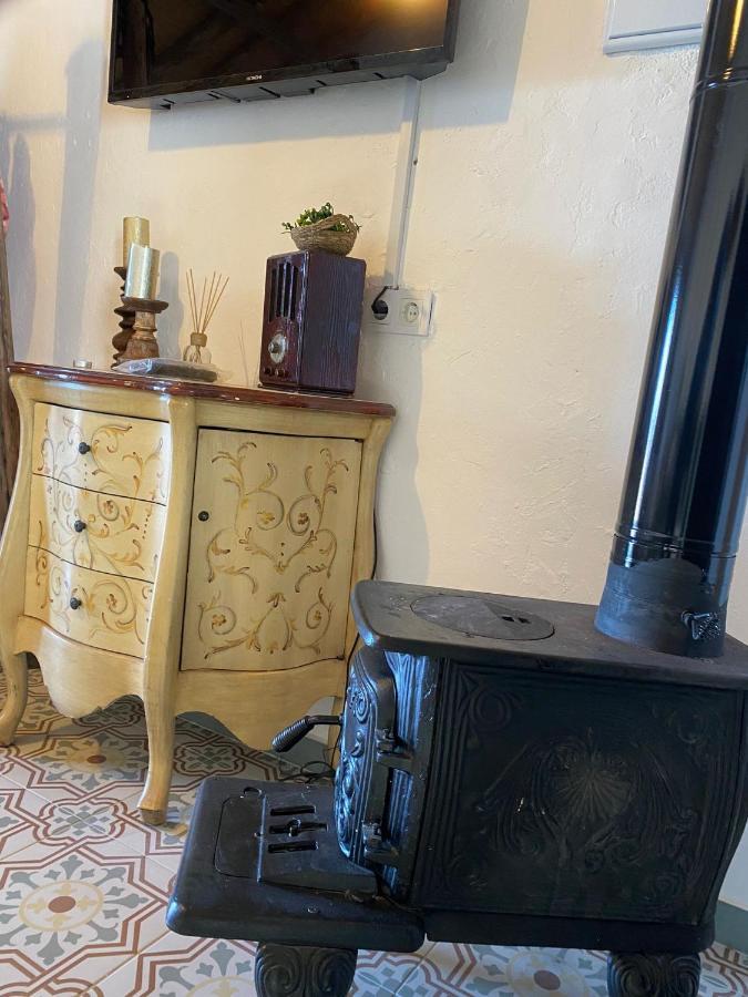 El Escondite De Martina, Aticos Romanticos Setenil De Las Bodegas Exteriör bild